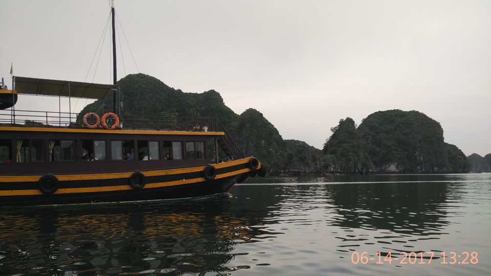 Photo of Vietnam Diaries (North) – Ninh Binh, Halong Bay and Hanoi by Muthu Venkatesh