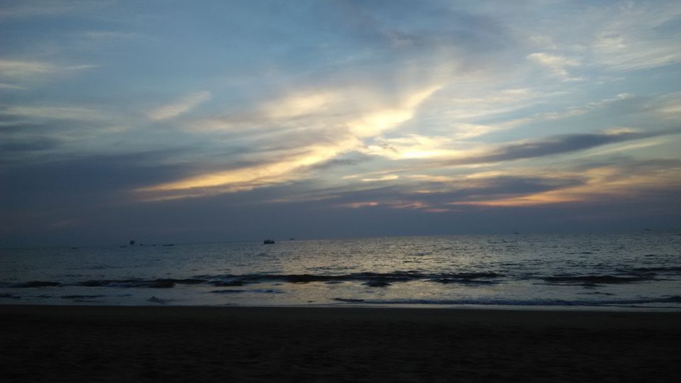 Photo of Goa, with a backpack enough to travel half the globe. Silly me 7/11 by ashirwad