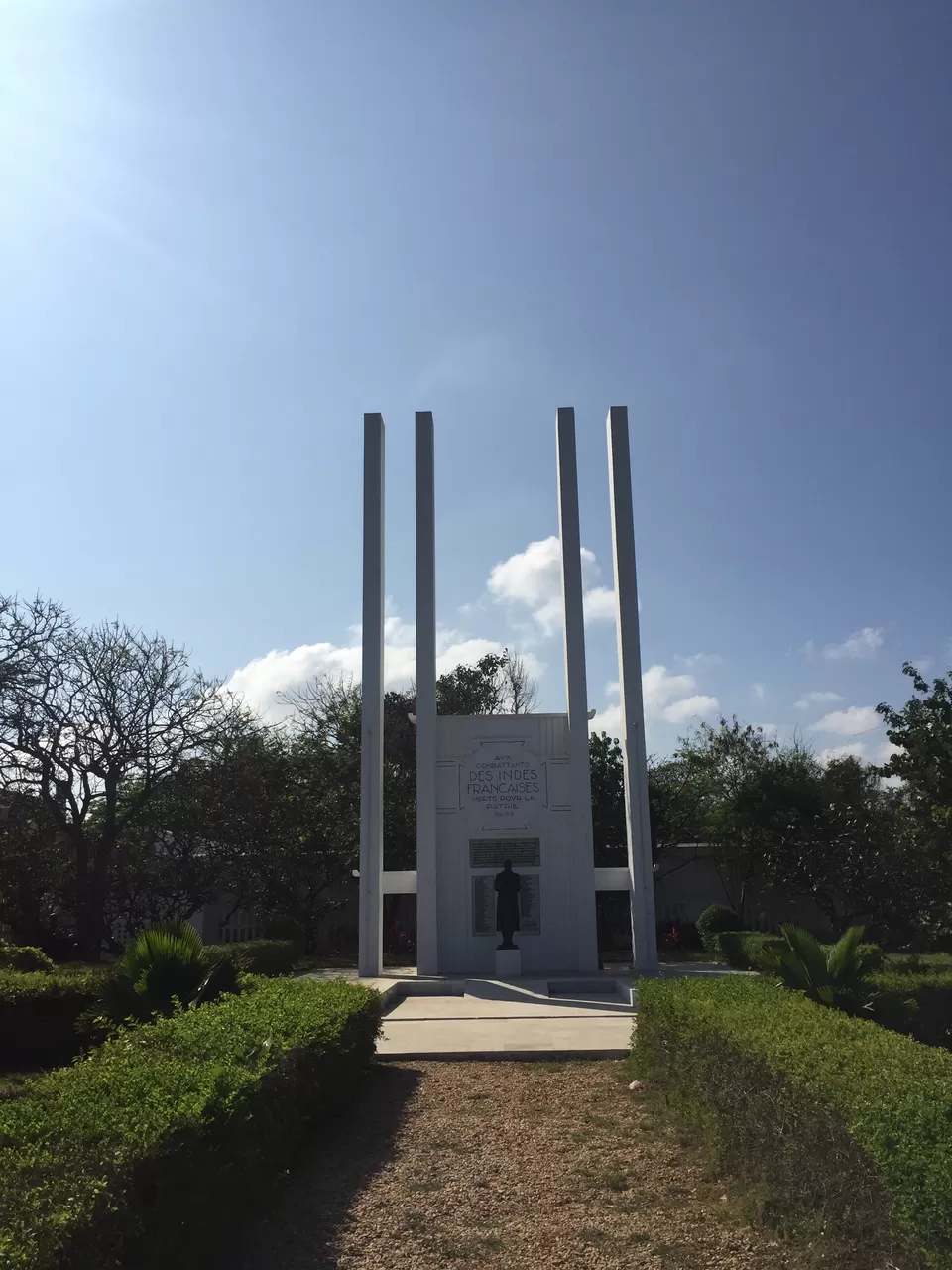 Photo of French War Memorial, French War Memorial, Mahe de Labourdonnais St, White Town, Puducherry, Puducherry 605001, India by Vaibhav Chikhle