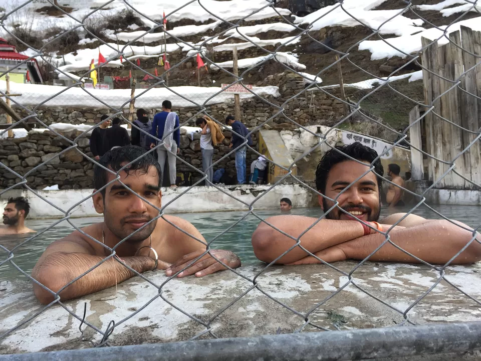 Photo of Kheer Ganga Hot Water Spring, Sosan, Himachal Pradesh, India by Vaibhav Chikhle