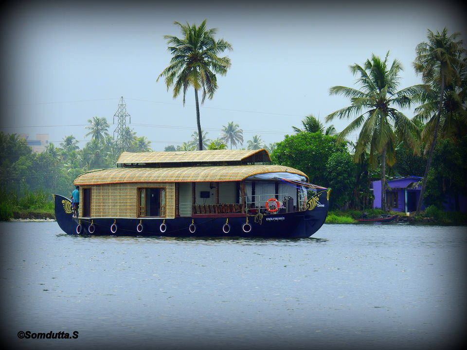 Photo of Allepey, Kerala, India by Somdutta Sarkar