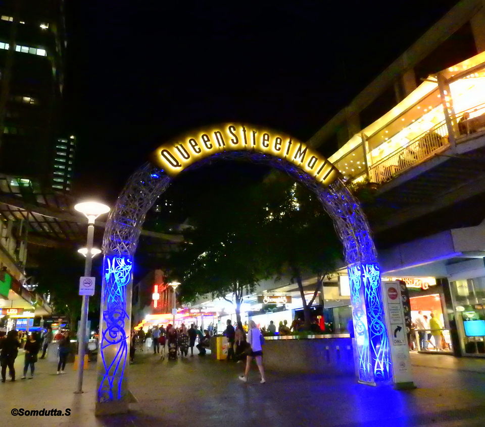 Photo of King George Square, 1E, Brisbane City QLD, Australia by Somdutta Sarkar