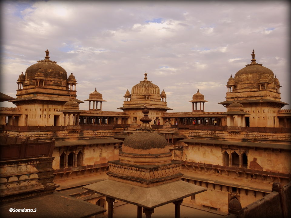 Photo of Jhansi-Orchha-Khajuraho - The history of Bravery and Sensuality! #TravelIndia by Somdutta Sarkar
