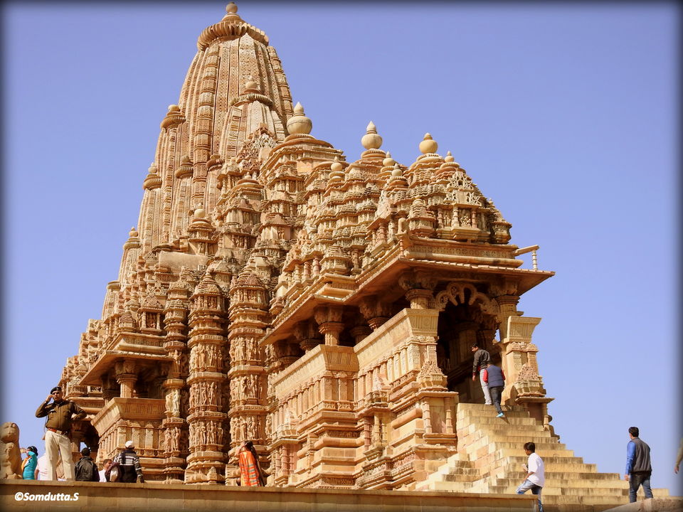 Photo of Jhansi-Orchha-Khajuraho - The history of Bravery and Sensuality! #TravelIndia by Somdutta Sarkar