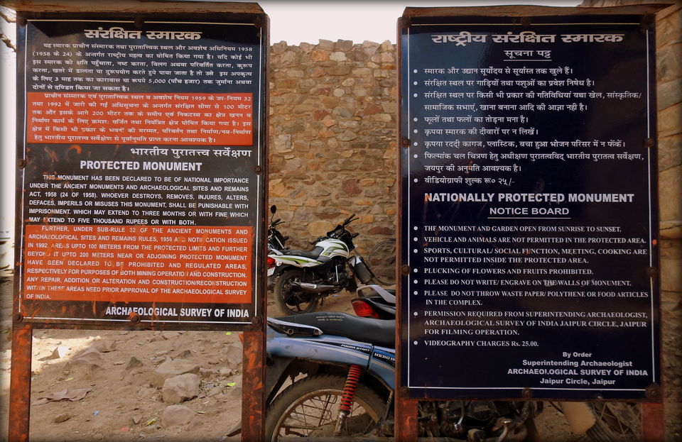 Photo of Bhangarh Fort, Bhangarh, Rajasthan, India by Somdutta Sarkar
