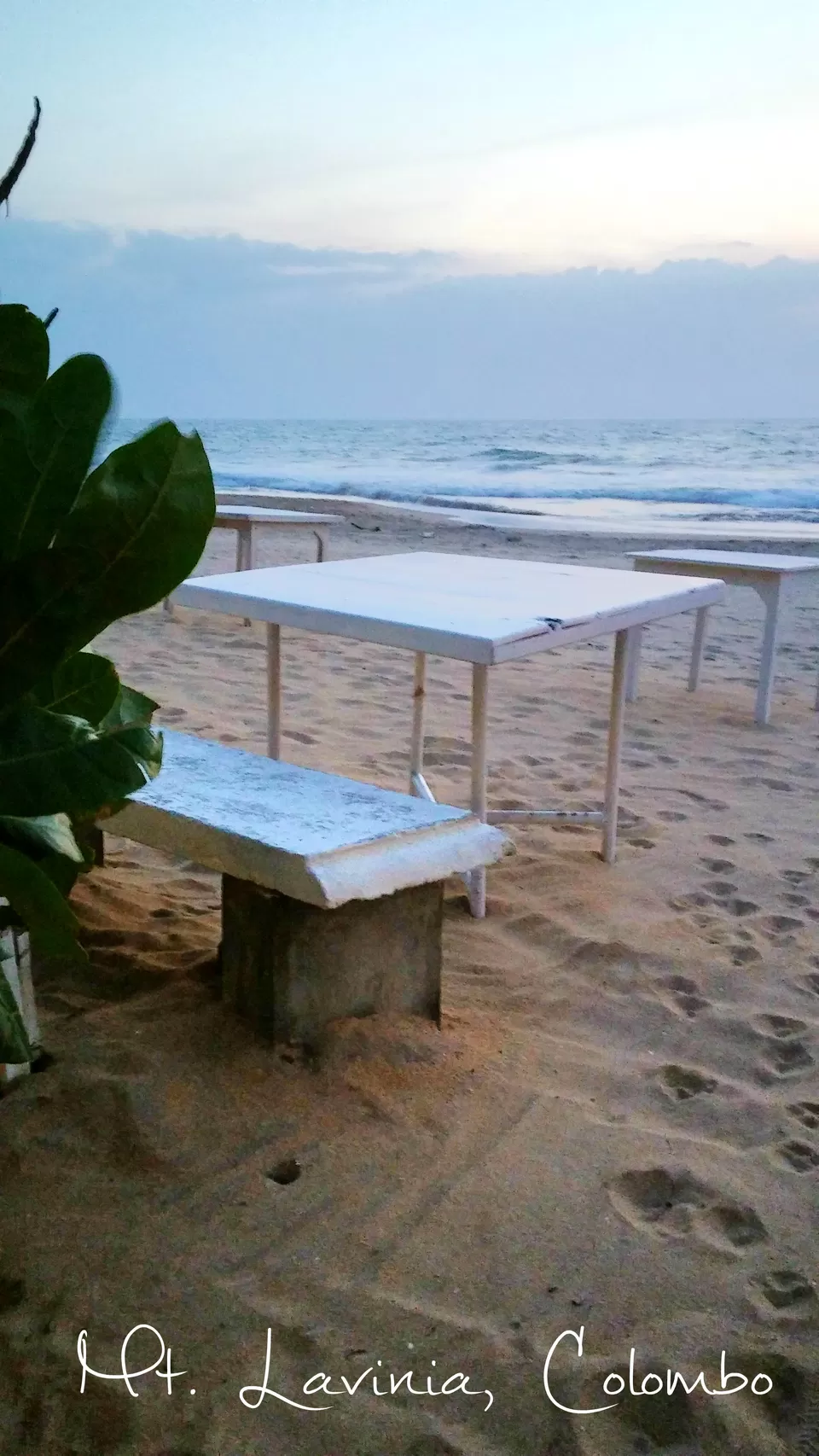 Photo of Mount Lavinia Beach, Siripala Road, Dehiwala-Mount Lavinia, Western Province, Sri Lanka by Anupama Gupta
