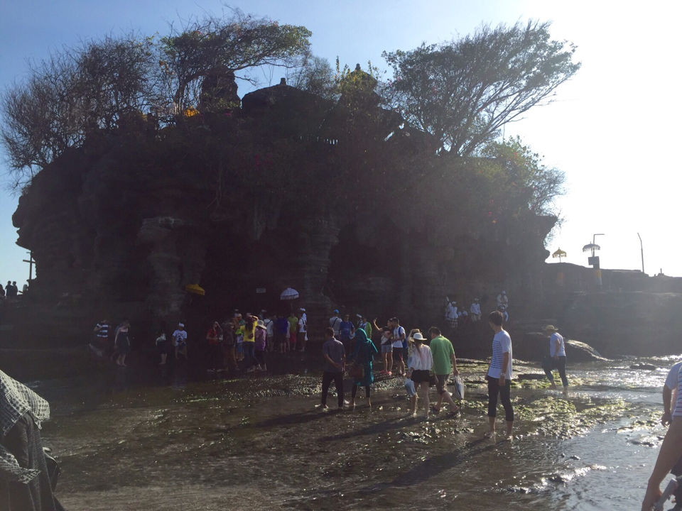 Photo of Bali And Beaches 4/20 by Kadambari Bhatte (curlytravelmess)