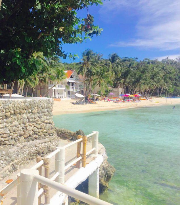Photo of This Place is Highly Over rated! Boracay Island, Philippines by Kadambari Bhatte (curlytravelmess)