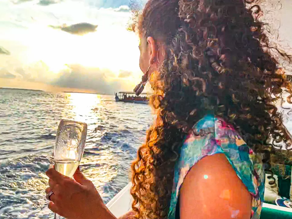 Photo of I LOVED Maldives - A Humble Destination Packed With Surprises! by Kadambari Bhatte (curlytravelmess)