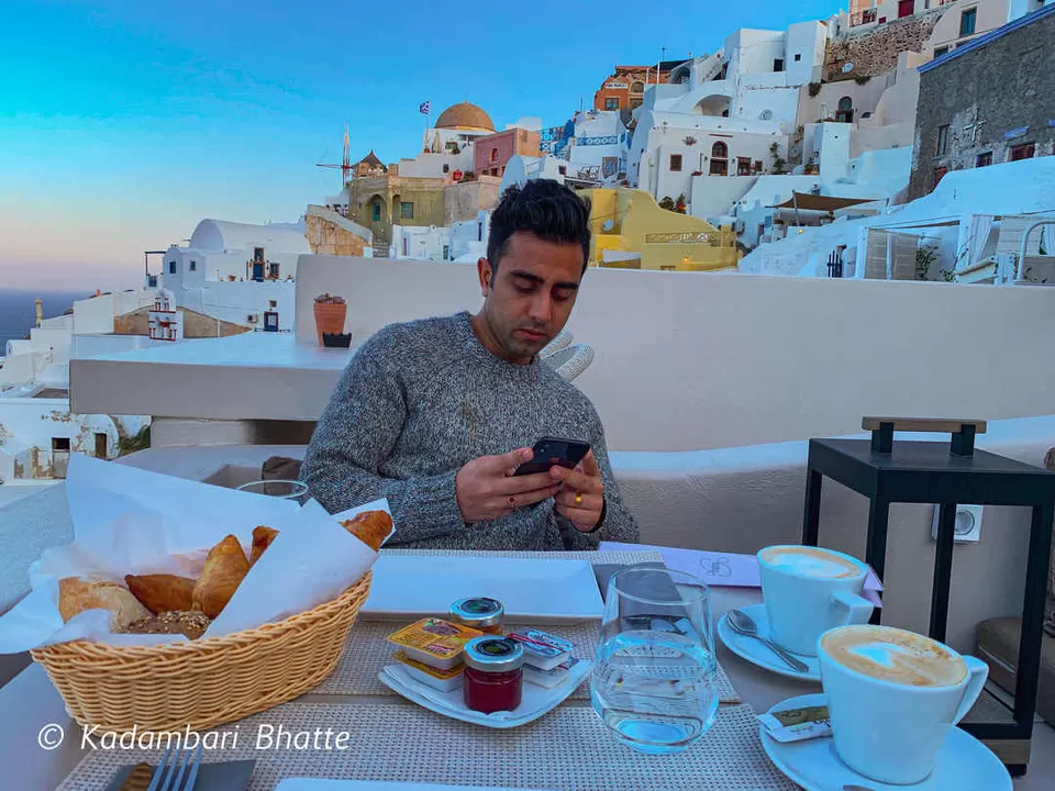 Photo of Oia, Greece by Kadambari Bhatte (curlytravelmess)