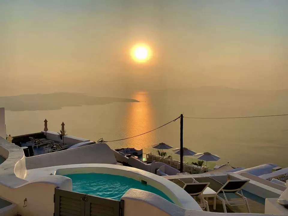 Photo of Imerovigli, Greece by Kadambari Bhatte (curlytravelmess)