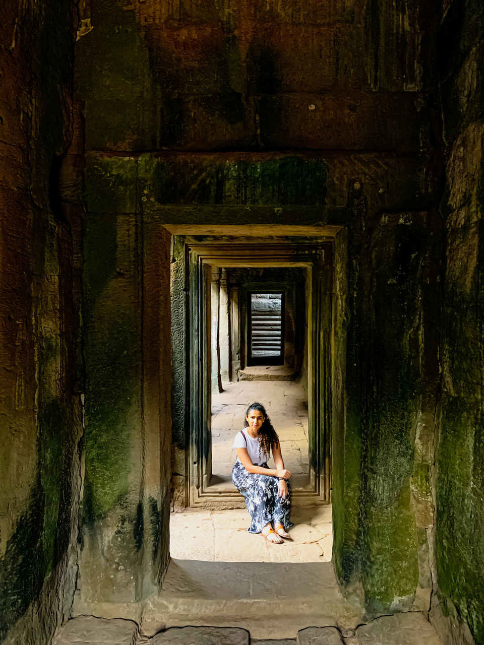 Photo of Bayon Temple, Krong Siem Reap, Cambodia by Kadambari Bhatte (curlytravelmess)