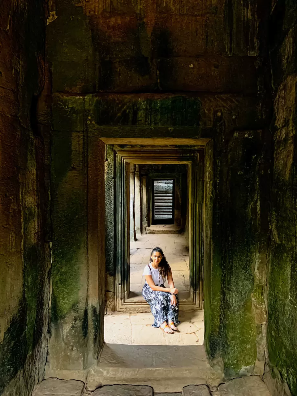 Photo of Bayon Temple, Krong Siem Reap, Cambodia by Kadambari Bhatte (curlytravelmess)