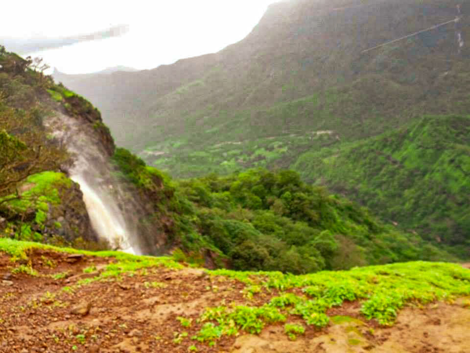Photo of Trek To The Asia's Only Hill Station Where Vehicles Are Prohibited 10/11 by Kadambari Bhatte (curlytravelmess)
