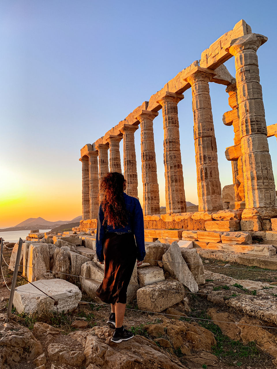 Photo of A Complete Guide To Must See Historical and Fun Places in The Ancient City Of Athens For Everyone by Kadambari Bhatte (curlytravelmess)