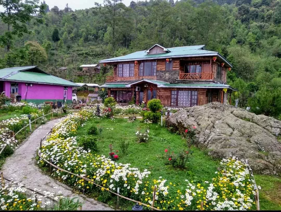 Photo of Hilltop Rabong Resort, Ravangla, Sikkim, India by Kadambari Bhatte (curlytravelmess)
