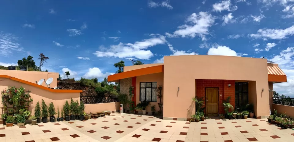Photo of Orange Homestay, Shillong, Meghalaya, India by Kadambari Bhatte (curlytravelmess)