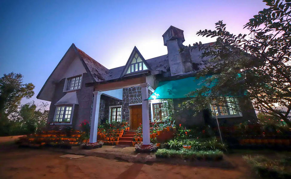 Photo of Under Rs. 3,500, These Properties Across India Offer the Best Escapade for Adventurous Couples 6/12 by Kadambari Bhatte (curlytravelmess)