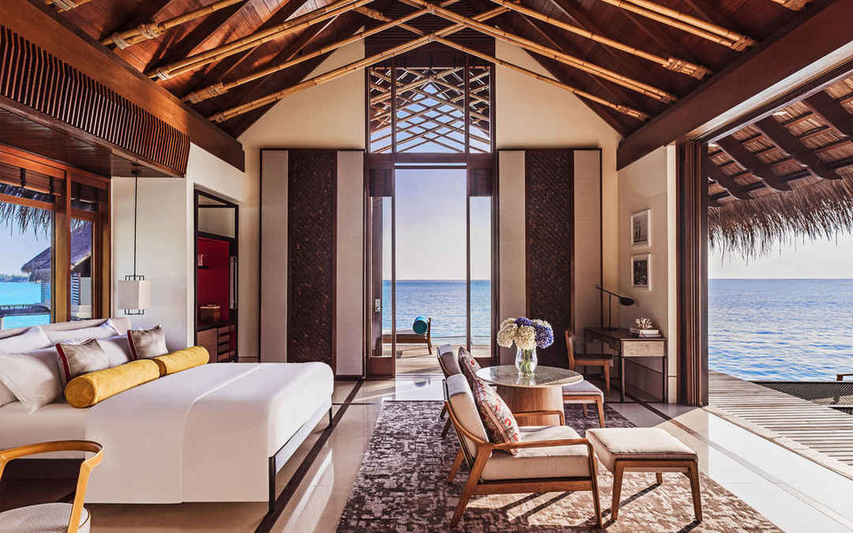 Photo of These 11 Lavish Resorts in Maldives Offer the Best Luxury Holiday That Will Leave You Dreaming! by Kadambari Bhatte (curlytravelmess)