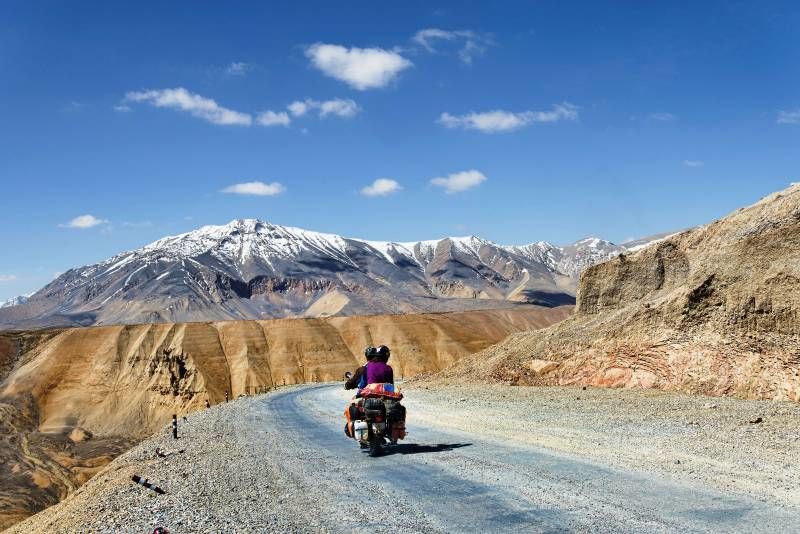 Photo of Ride with the Wind with These 15 Motorcycle Rides in India 6/15 by Kadambari Bhatte (curlytravelmess)