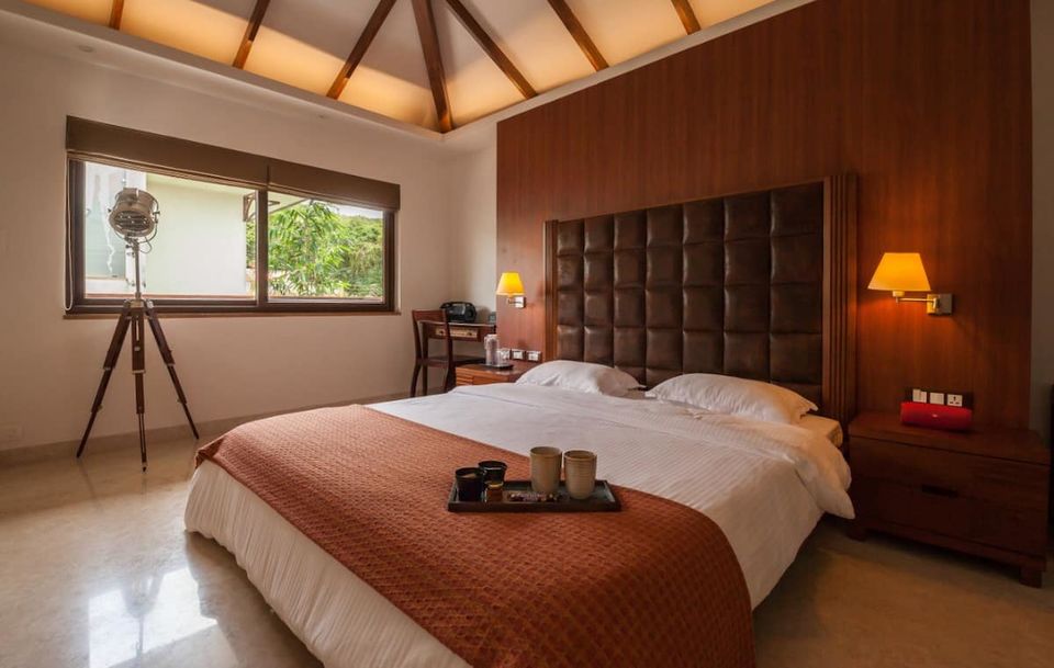 Photo of Bookmark These 10 Luxury Villas in Goa Made for Groups That Come with a Pool! by Kadambari Bhatte (curlytravelmess)