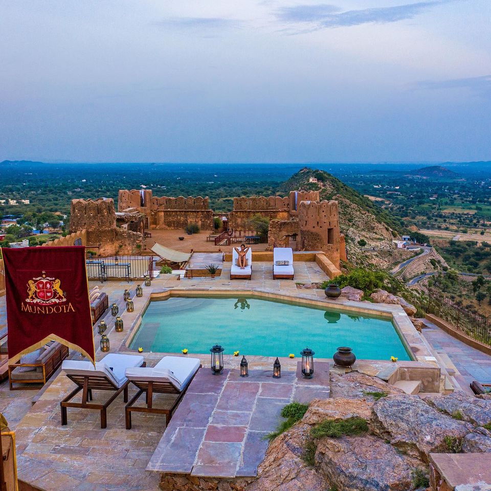 Photo of This Palace near Jaipur Is a Hidden Gem, Stay at India’s First Luxury Heritage Polo Resort! by Kadambari Bhatte (curlytravelmess)