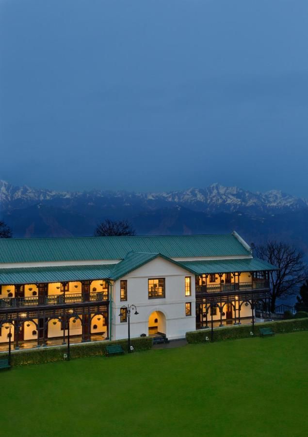 Photo of 10 Utterly Romantic Hill Resorts Close to Delhi to Get Cozy with Your Partner by Kadambari Bhatte (curlytravelmess)