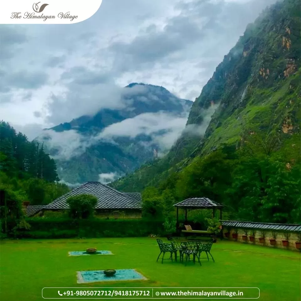 Photo of 10 Utterly Romantic Hill Resorts Close to Delhi to Get Cozy with Your Partner by Kadambari Bhatte (curlytravelmess)