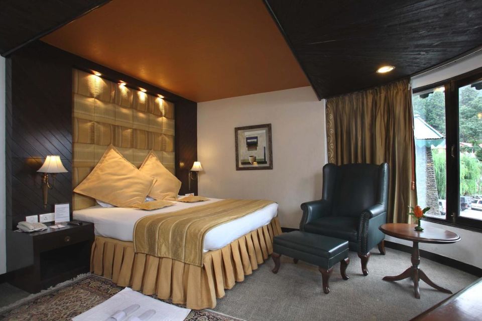 Photo of 10 Utterly Romantic Hill Resorts Close to Delhi to Get Cozy with Your Partner by Kadambari Bhatte (curlytravelmess)