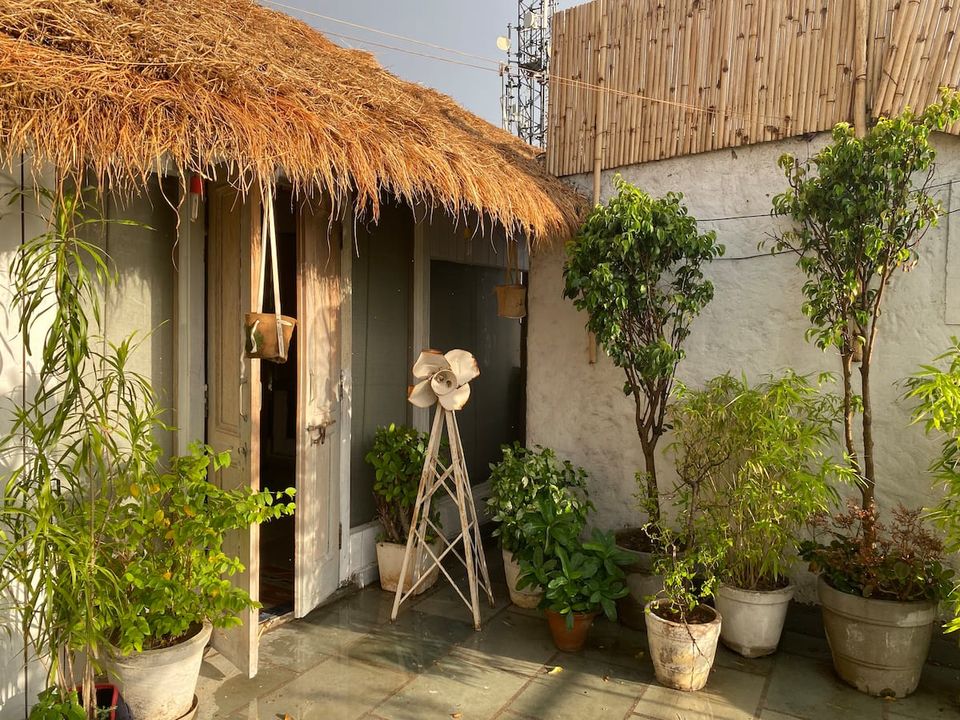 Photo of Delhi People Tired of Staying at Home? These Unique AirBnB's Are Worth Planning a Weekend Getaway! by Kadambari Bhatte (curlytravelmess)
