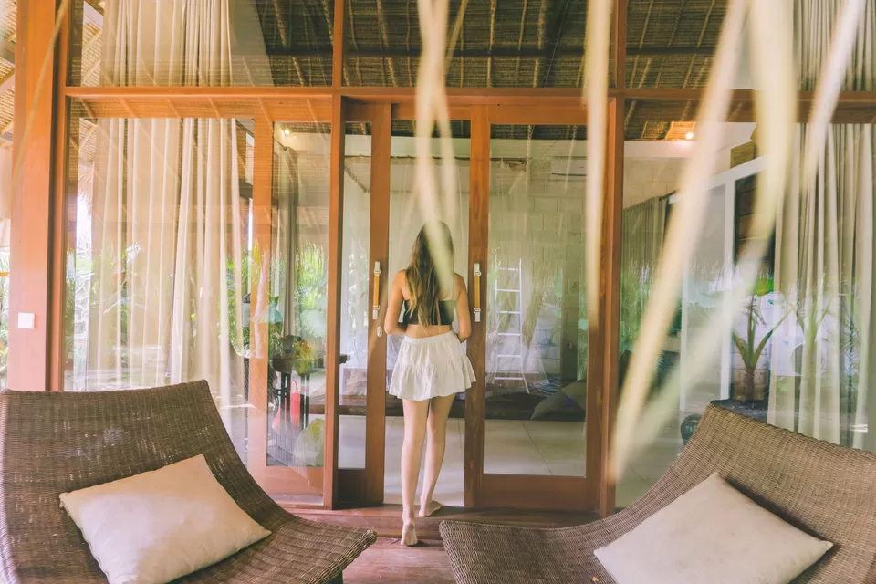 Photo of 10 Indian Women Who Have Redefined Travel and Are Giving The World Some Serious Travel Goals! by Kadambari Bhatte (curlytravelmess)