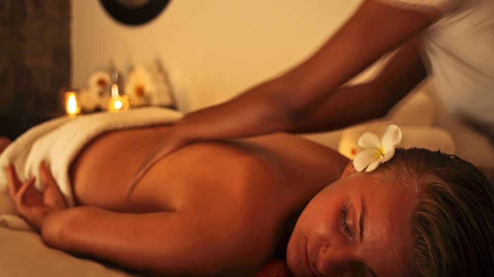 Photo of 10 Luxurious Spas in Goa That Are Perfect for Couples to Destress 8/8 by Kadambari Bhatte (curlytravelmess)