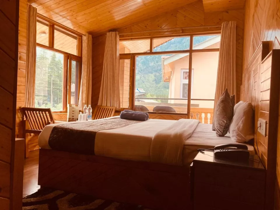 Photo of Oyo 7373 The Nirvana Retreat, Siyal, Manali, Himachal Pradesh, India by Kadambari Bhatte (curlytravelmess)