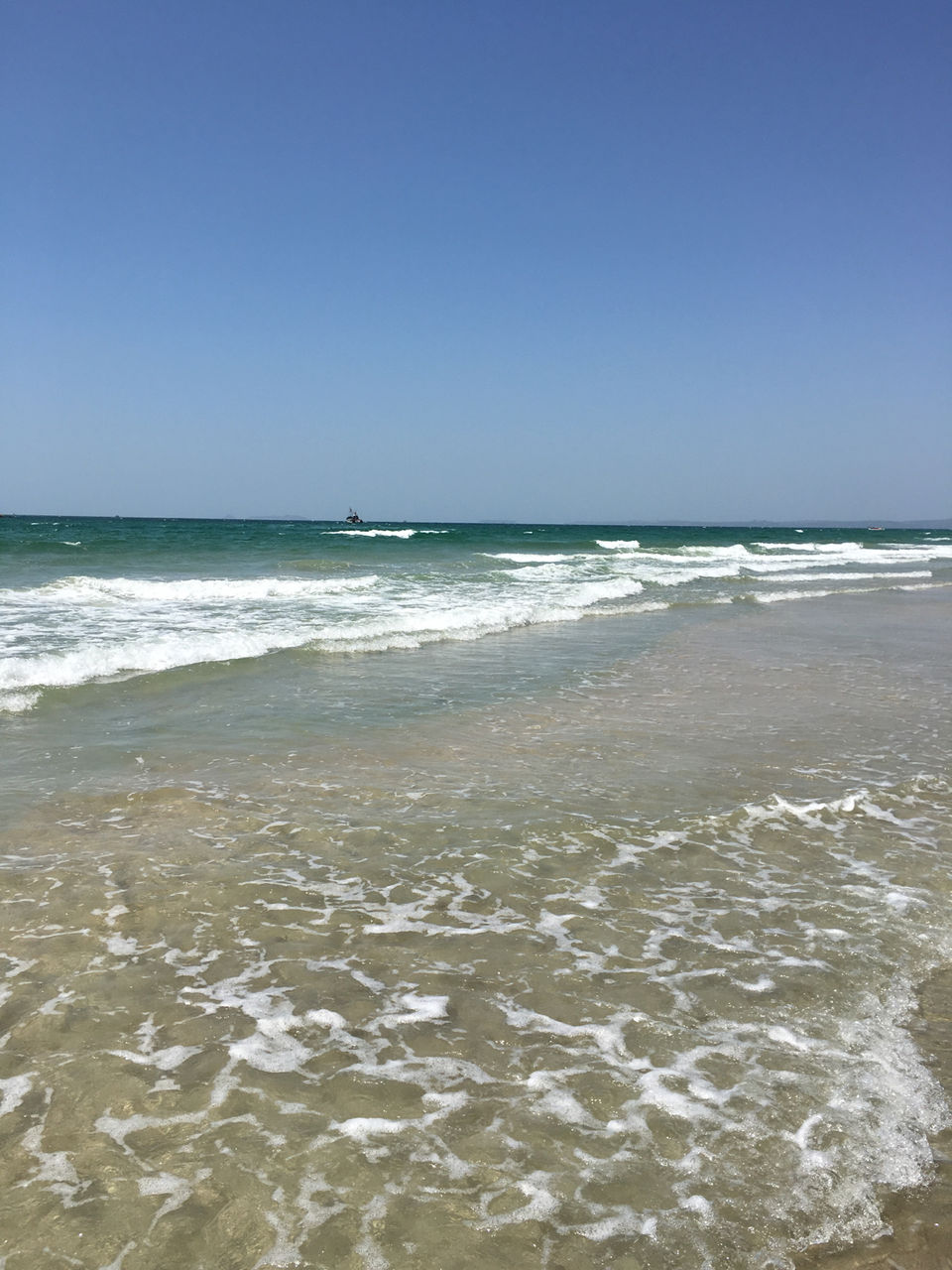 Photo of Colva Beach - Waah Waah Beach by Varun Iyer
