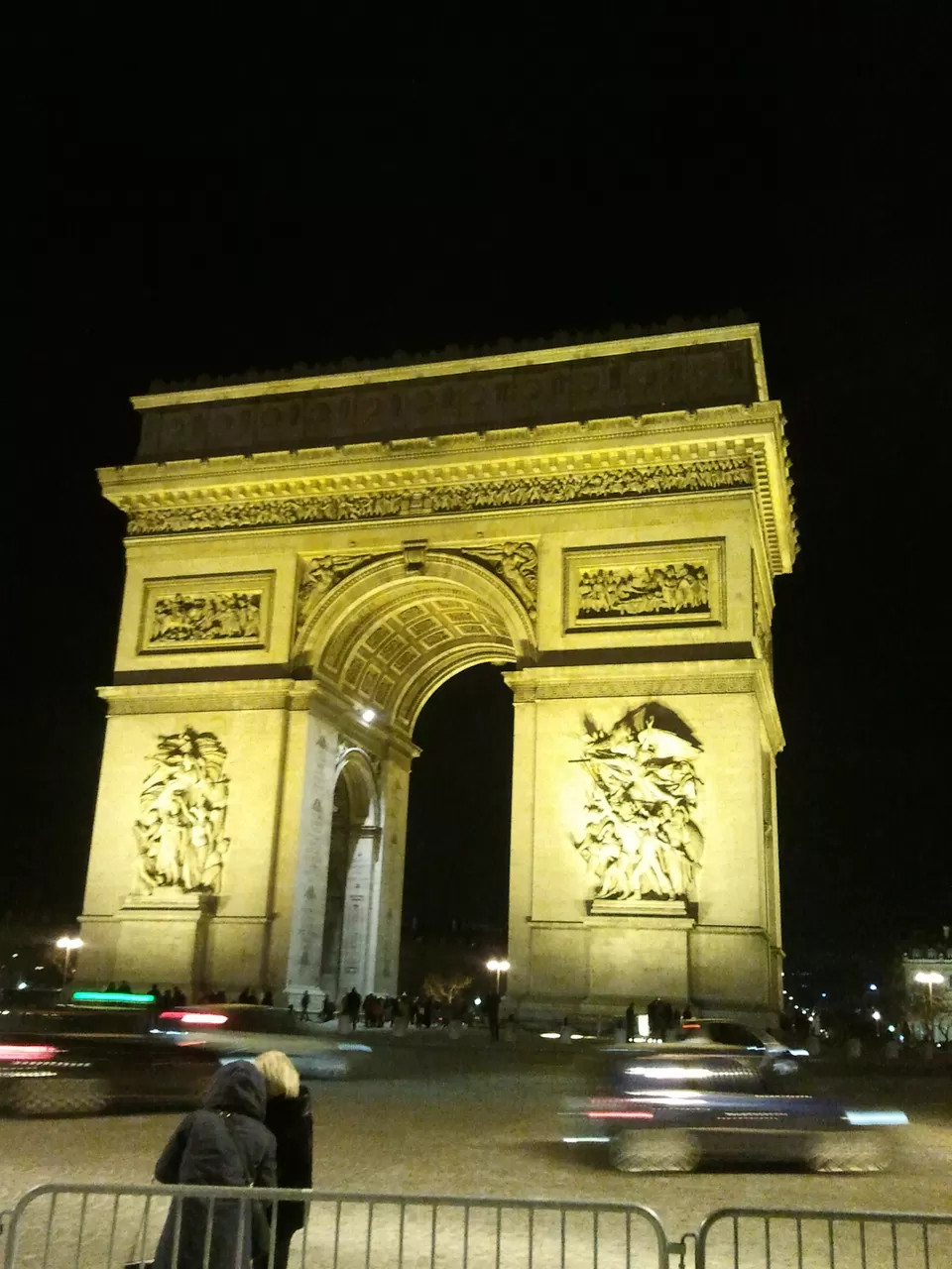 Photo of Arc de Triomphe, Place Charles de Gaulle, Paris, France by Priyanka Asthana