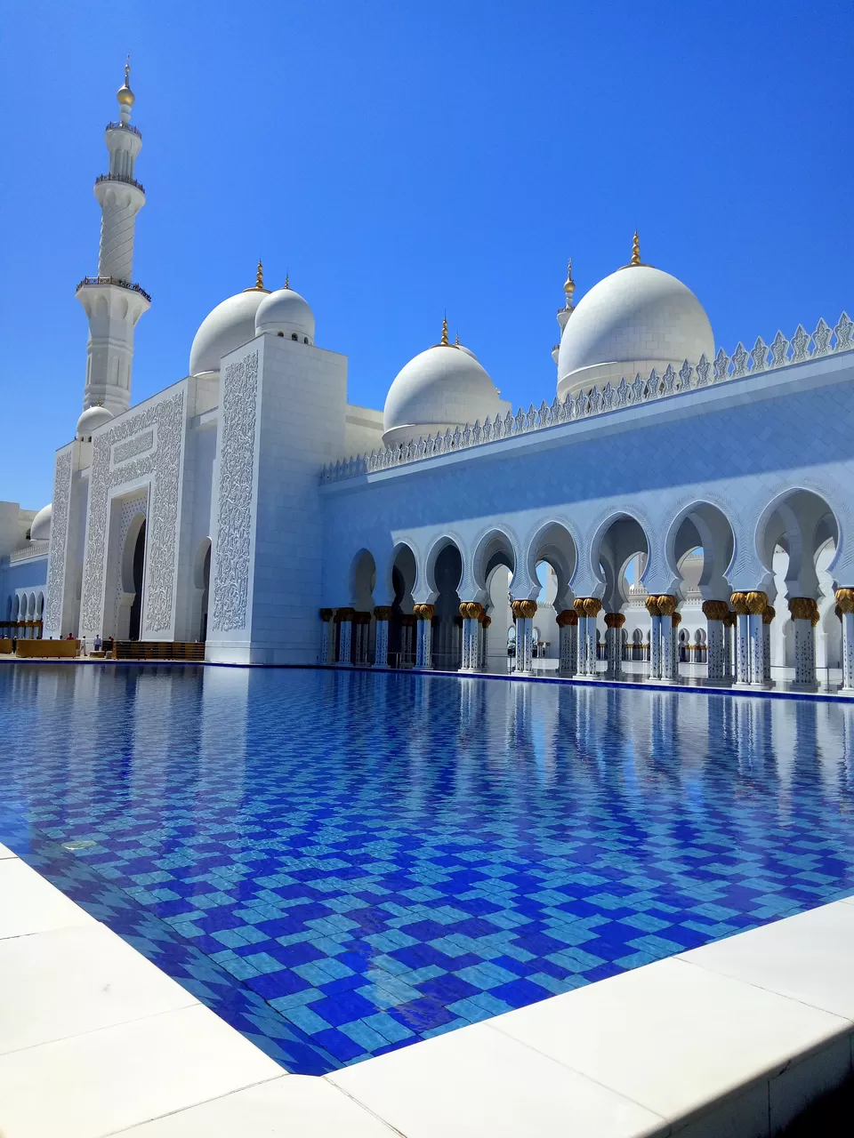 Photo of I blame this monument for not letting me explore Abu Dhabi! by Esha Jafri