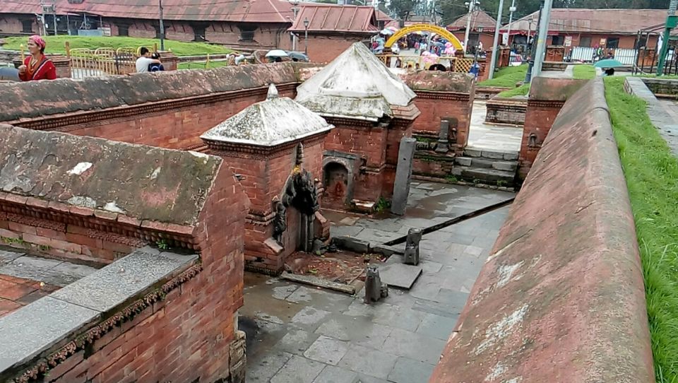 Photo of Trip To Pashupathinath Mahadev... Nepal , pokhra and DEVA BHOOMI Rshikesh by Mano Nethi