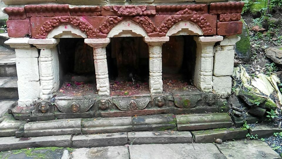 Photo of Trip To Pashupathinath Mahadev... Nepal , pokhra and DEVA BHOOMI Rshikesh by Mano Nethi