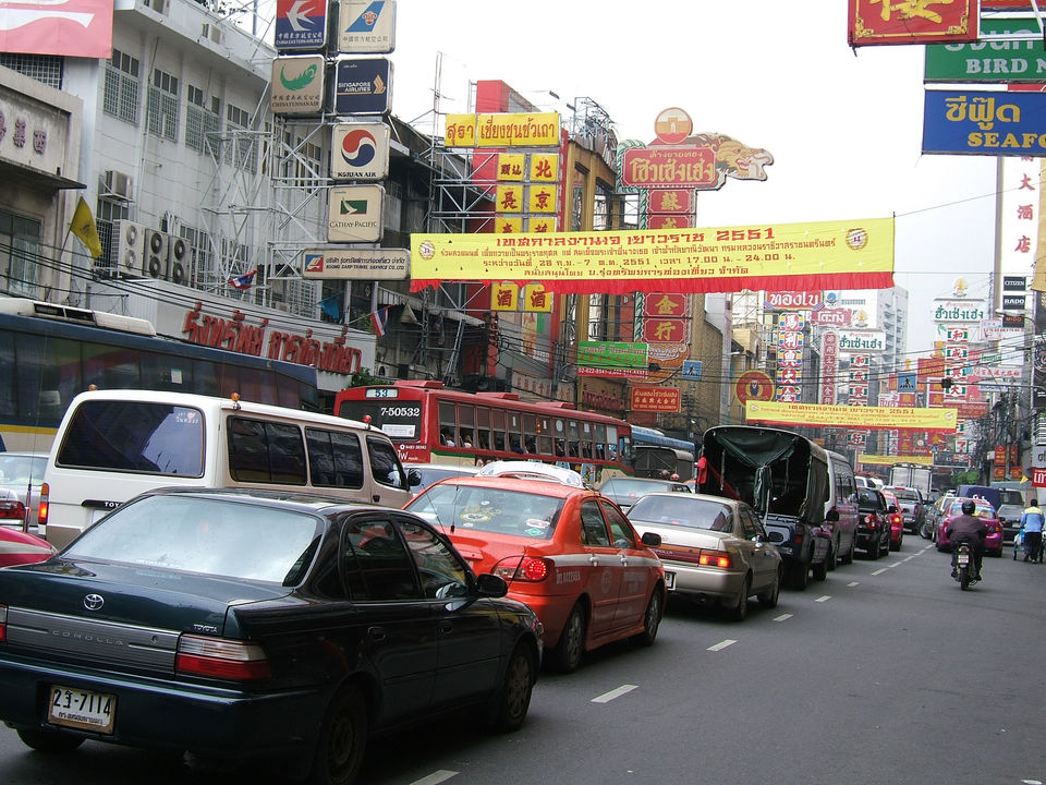 Photo of Yaowarat Bangkok Thailand by Swai Hapoo