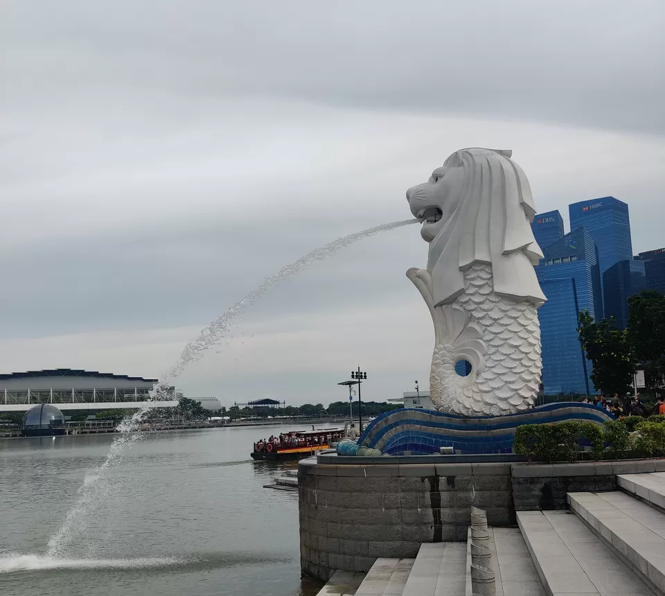 Photo of Fullerton Road, Merlion Park, Singapore by Pooja Amritkar