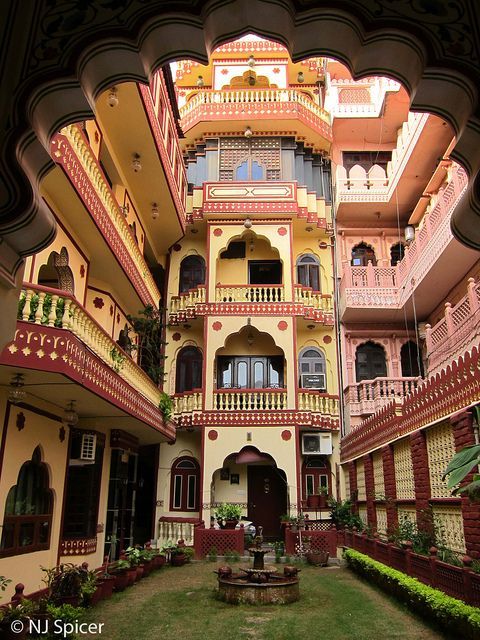 Photo of Jaipur, Rajasthan, India by Prashi