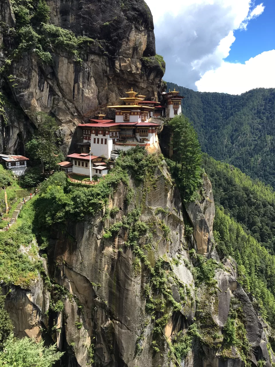 Photo of Bhutan - Raft, hike, relax n cherish by Shashank P