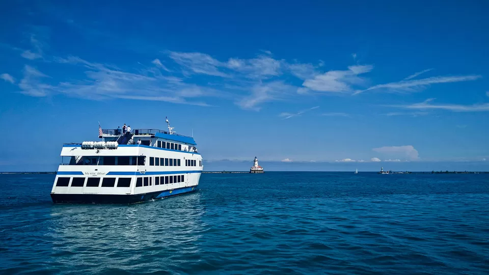 Photo of Lake Michigan, United States by Saini Krishnamurthy