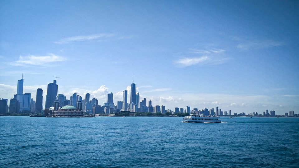 Photo of Lake Michigan, United States by Saini Krishnamurthy