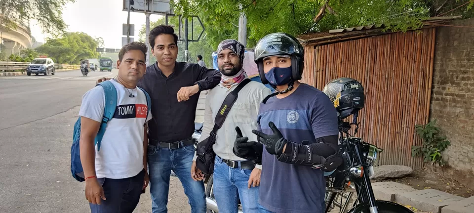 Photo of Chhatarpur, New Delhi, Delhi, India by Sunny Jat