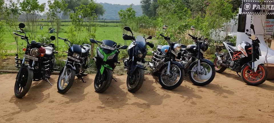 Photo of Throttle Shrottle- Leopard Trail, Leopard Trail, Garat Pur Bas, Haryana, India by Sunny Jat