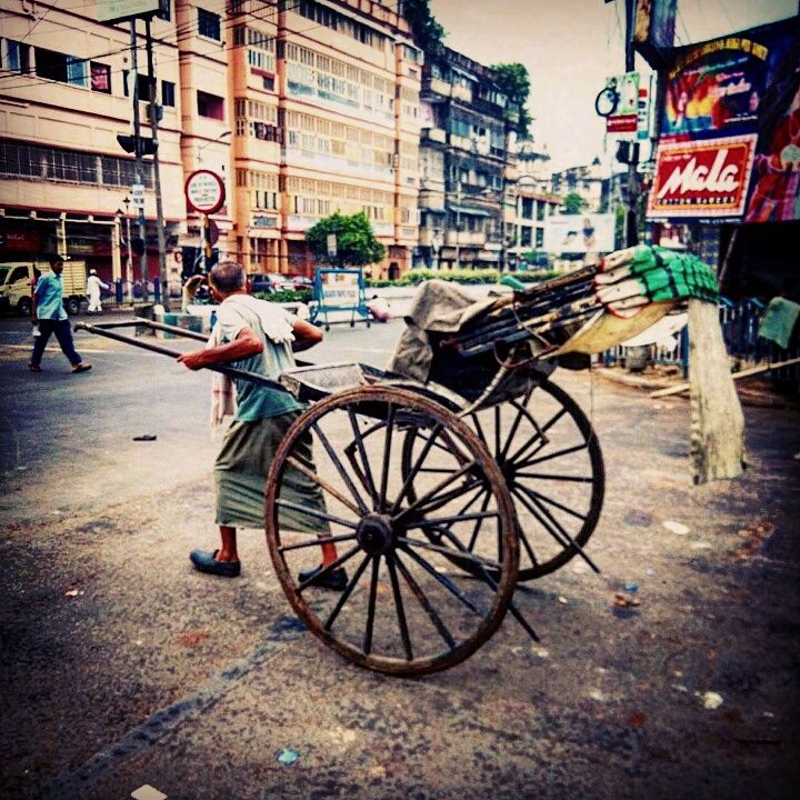 Photo of Wandering the streets of KOLKATA! by Madhumita Chatterjee