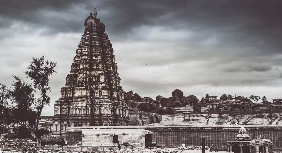 Photo of Sri Virupaksha Temple, Hampi, Karnataka, India by Anusha Nakshathra