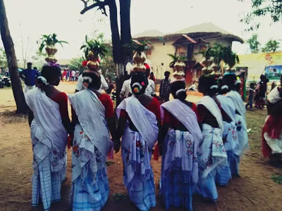 Photo of Sonajhurir Hat, Kabi Mohanpur, West Bengal, India by Priyanshi Singhal