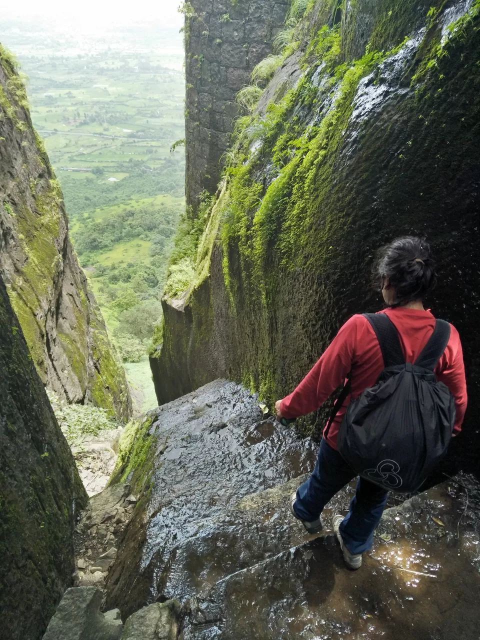Photo of Sarasgad Fort., Raigad, Maharashtra, India by Priyanshi Singhal